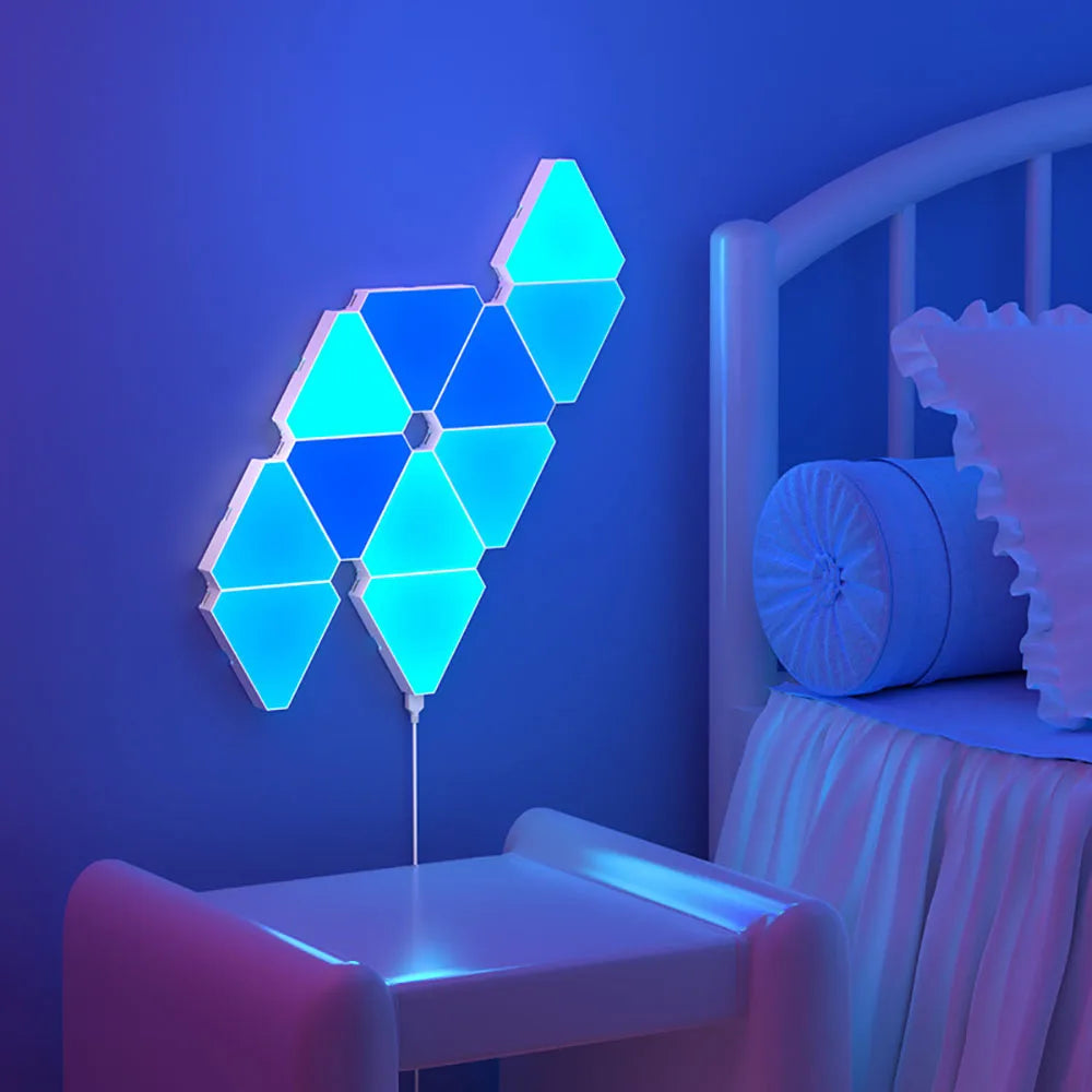 Luz LED RGB Quantum - Para Parede, Triangular, Sincronização com Música, Controlo por App e Voz Luz LED RGB Quantum - Para Parede, Triangular, Sincronização com Música, Controlo por App e Voz